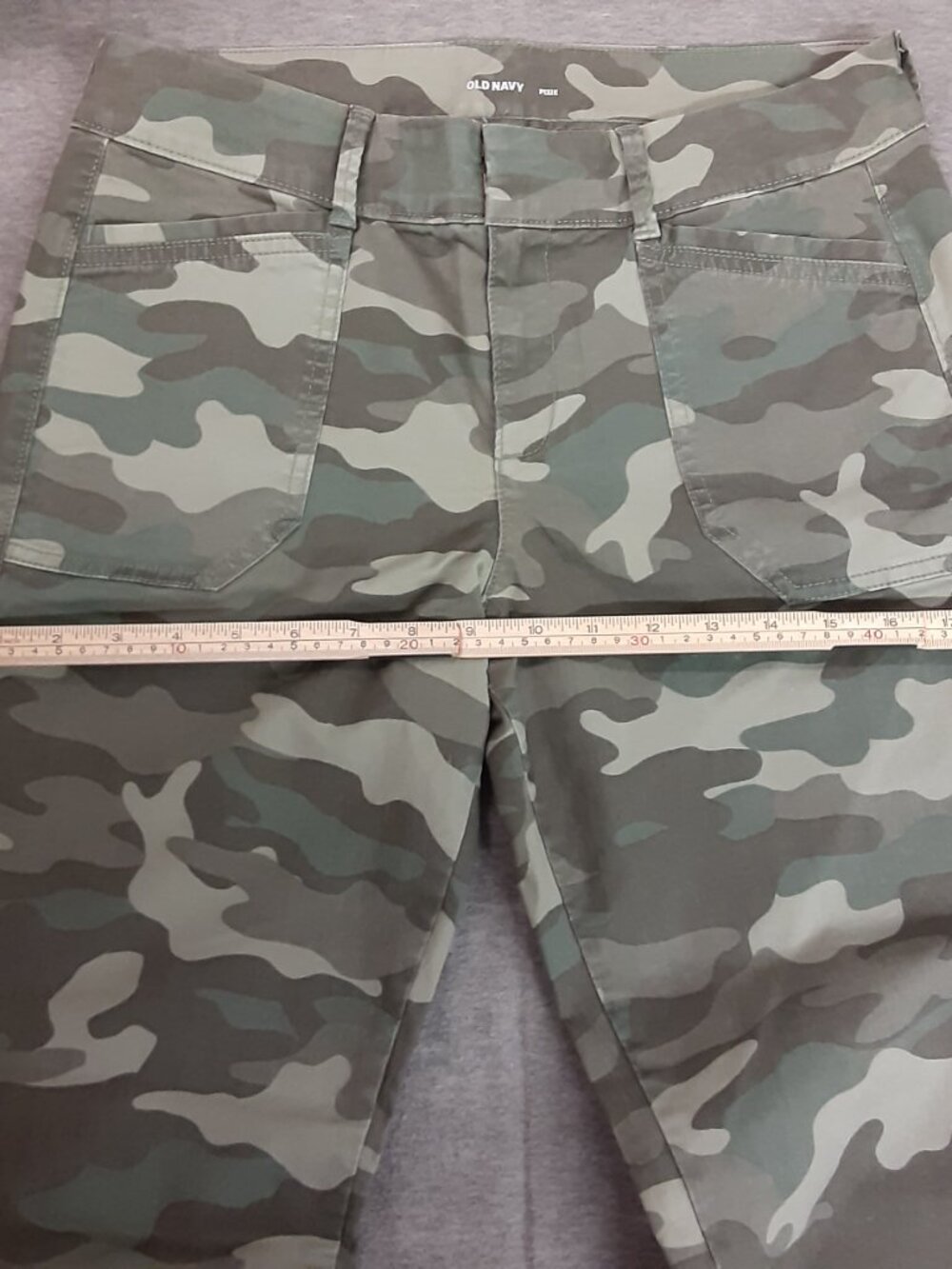 Old Navy Pixie Women's Size 6 Green Camo Mid Rise Pants 96% Cotton Pockets - Picture 5 of 11